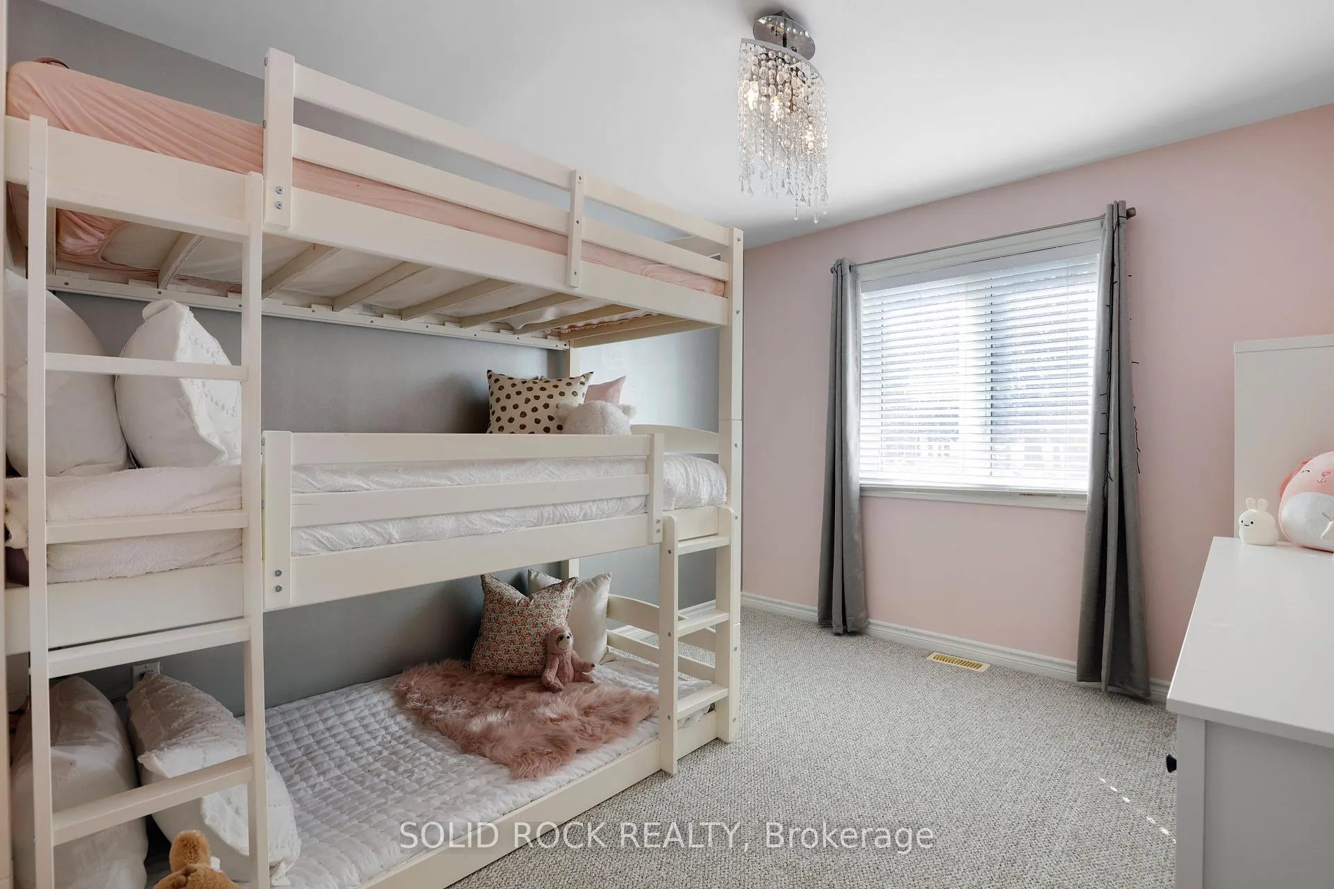 Photo 23 of 62 Evelyn Powers Private, Ottawa, Stittsville (South) — HOMEH