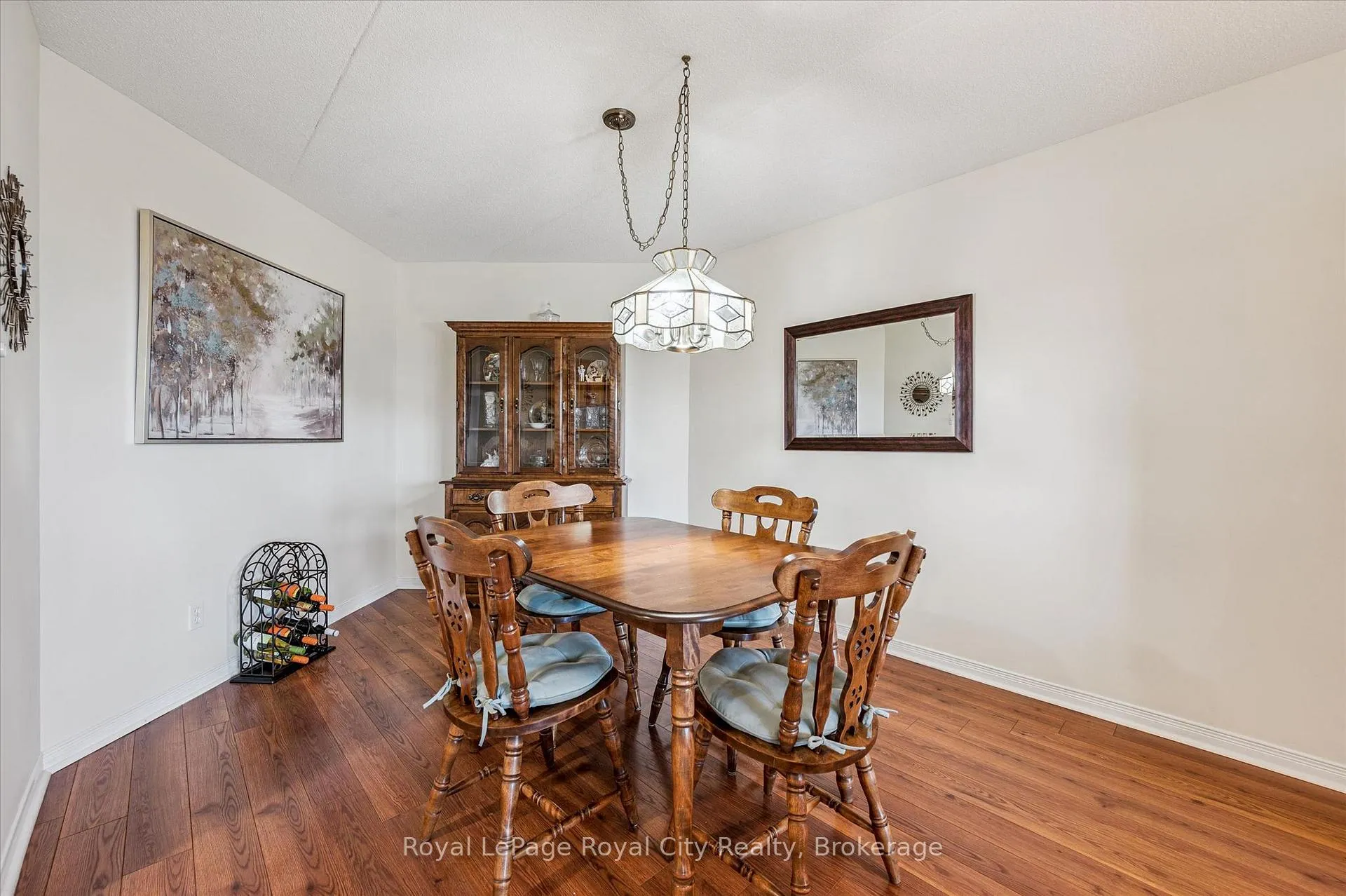Photo 17 of Unit 507, 8 Christopher Court, Guelph, Kortright West — HOMEH