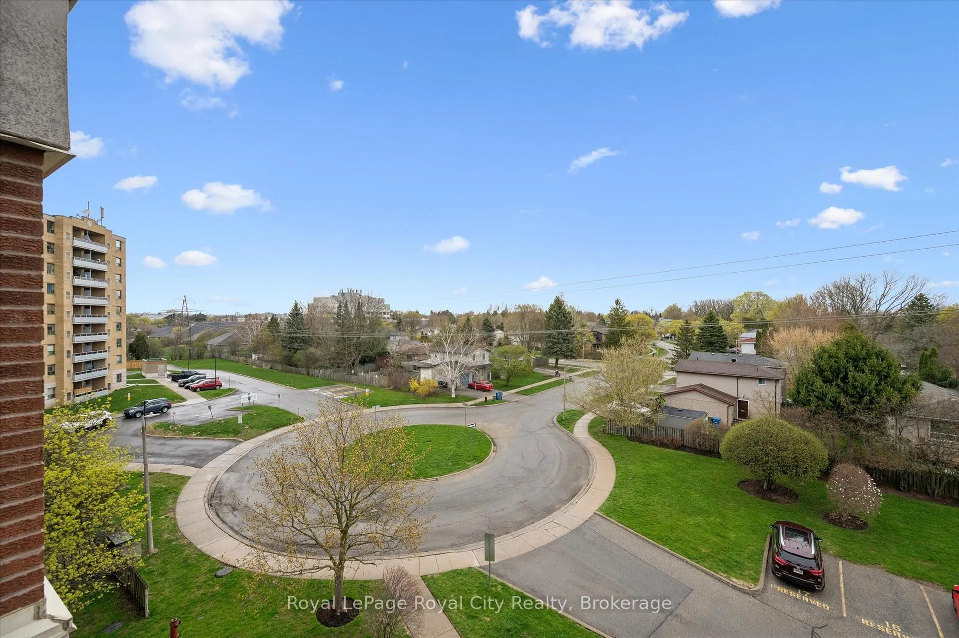 Photo 34 of Unit 507, 8 Christopher Court, Guelph, Kortright West — HOMEH