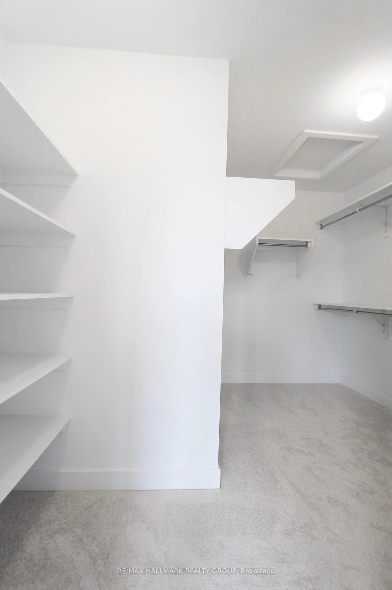 Photo 21 of 527 Triangle Street, Ottawa, Kanata - Emerald Meadows/Trailwest — HOMEH