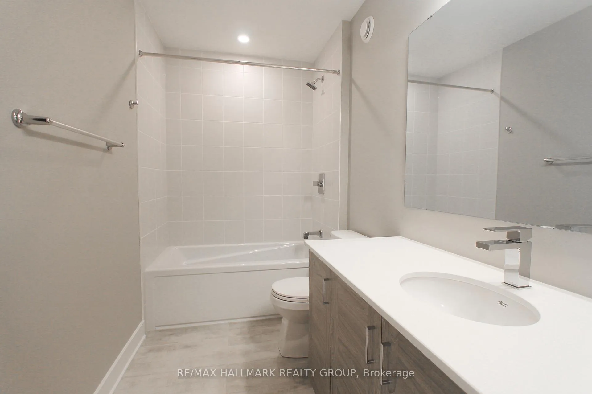 Photo 22 of 527 Triangle Street, Ottawa, Kanata - Emerald Meadows/Trailwest — HOMEH