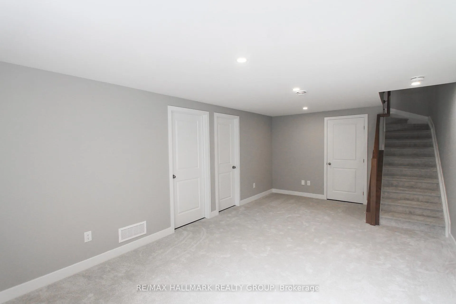 Photo 28 of 527 Triangle Street, Ottawa, Kanata - Emerald Meadows/Trailwest — HOMEH