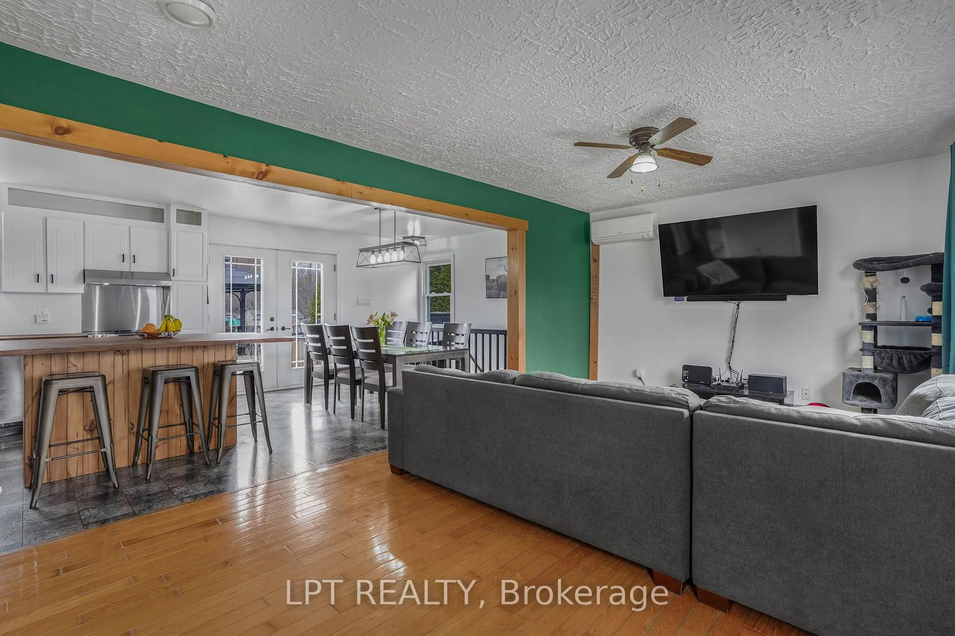 Photo 6 of 548 Pharand Street, Champlain, Champlain Twp — HOMEH
