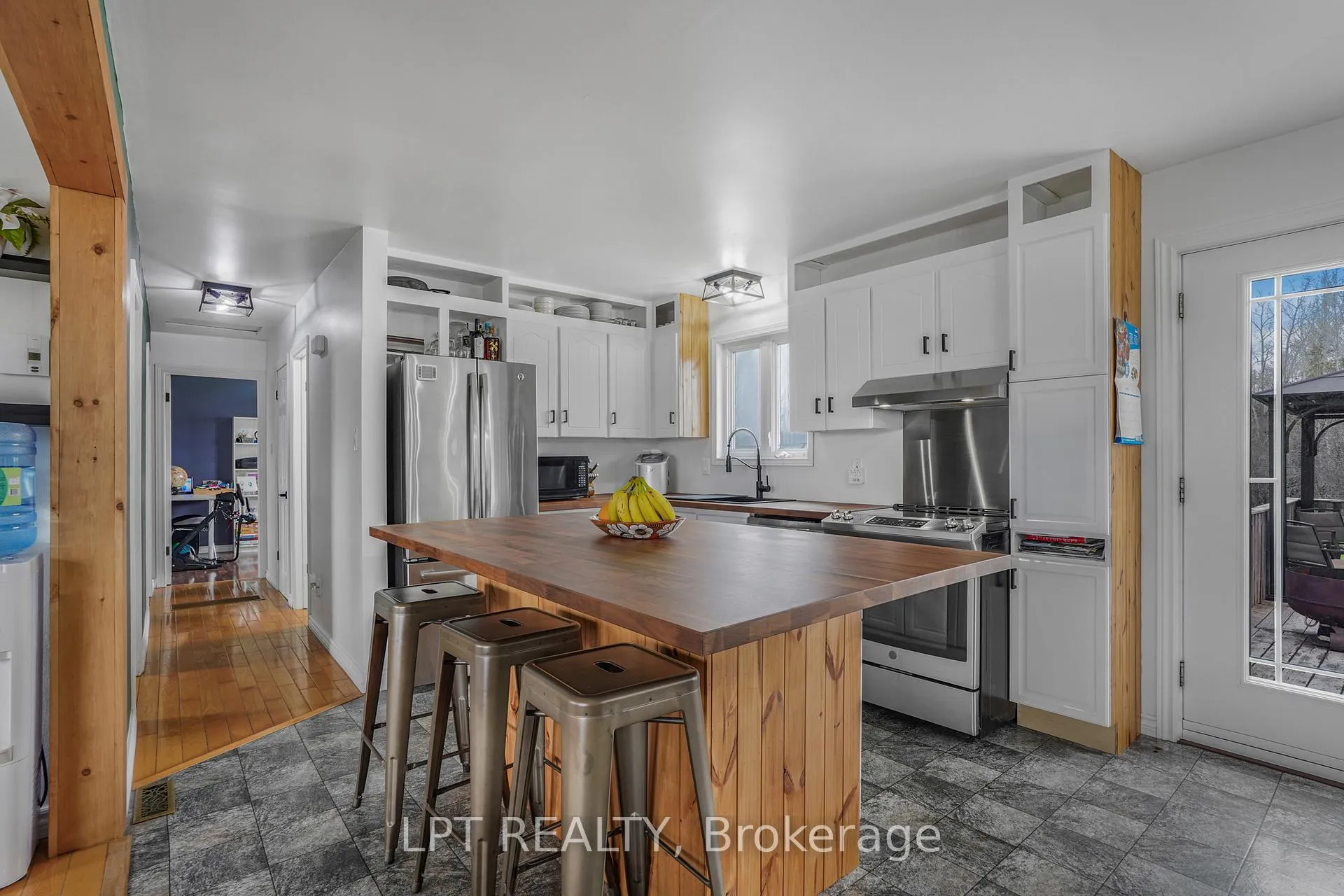 Photo 9 of 548 Pharand Street, Champlain, Champlain Twp — HOMEH