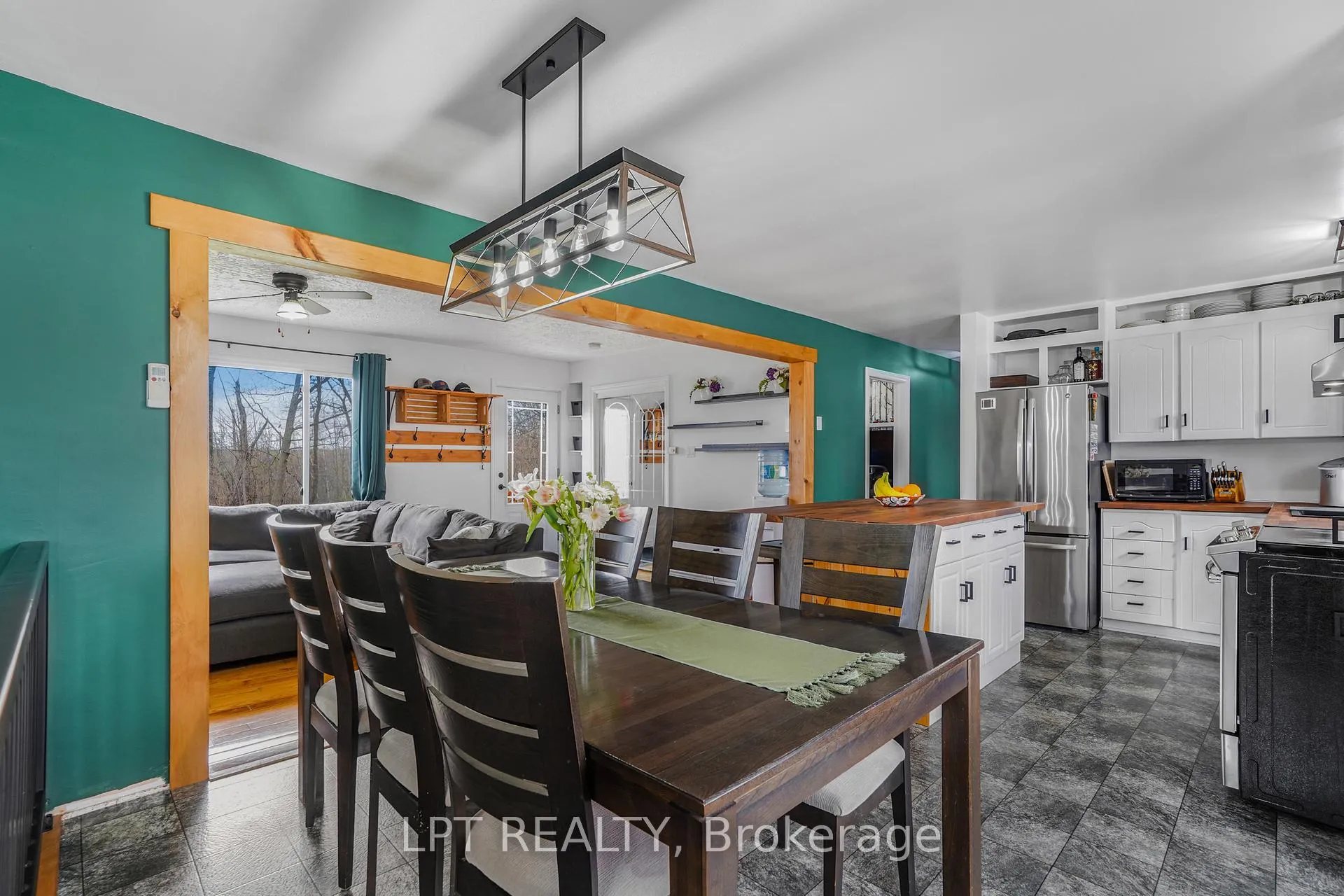 Photo 14 of 548 Pharand Street, Champlain, Champlain Twp — HOMEH