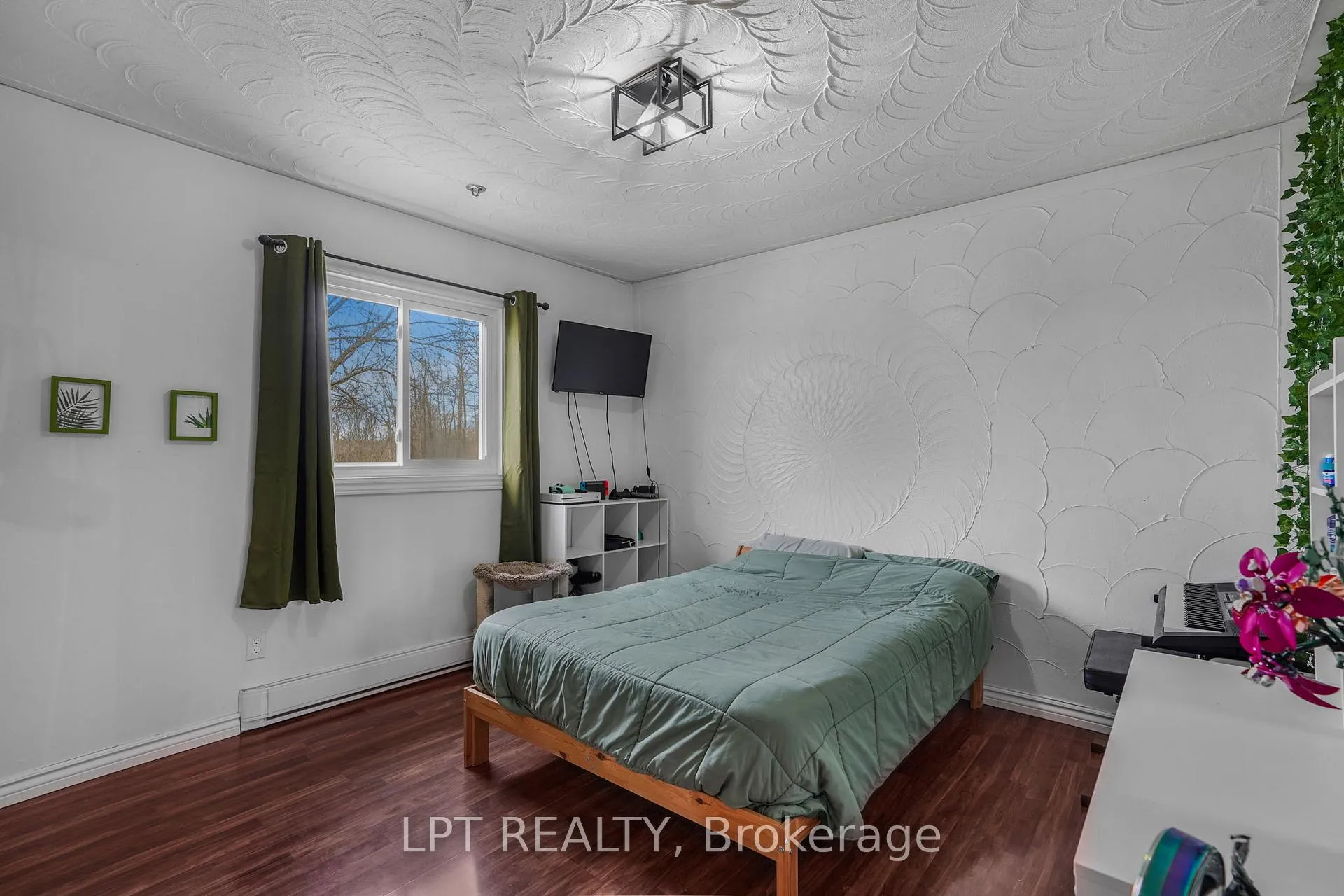 Photo 19 of 548 Pharand Street, Champlain, Champlain Twp — HOMEH