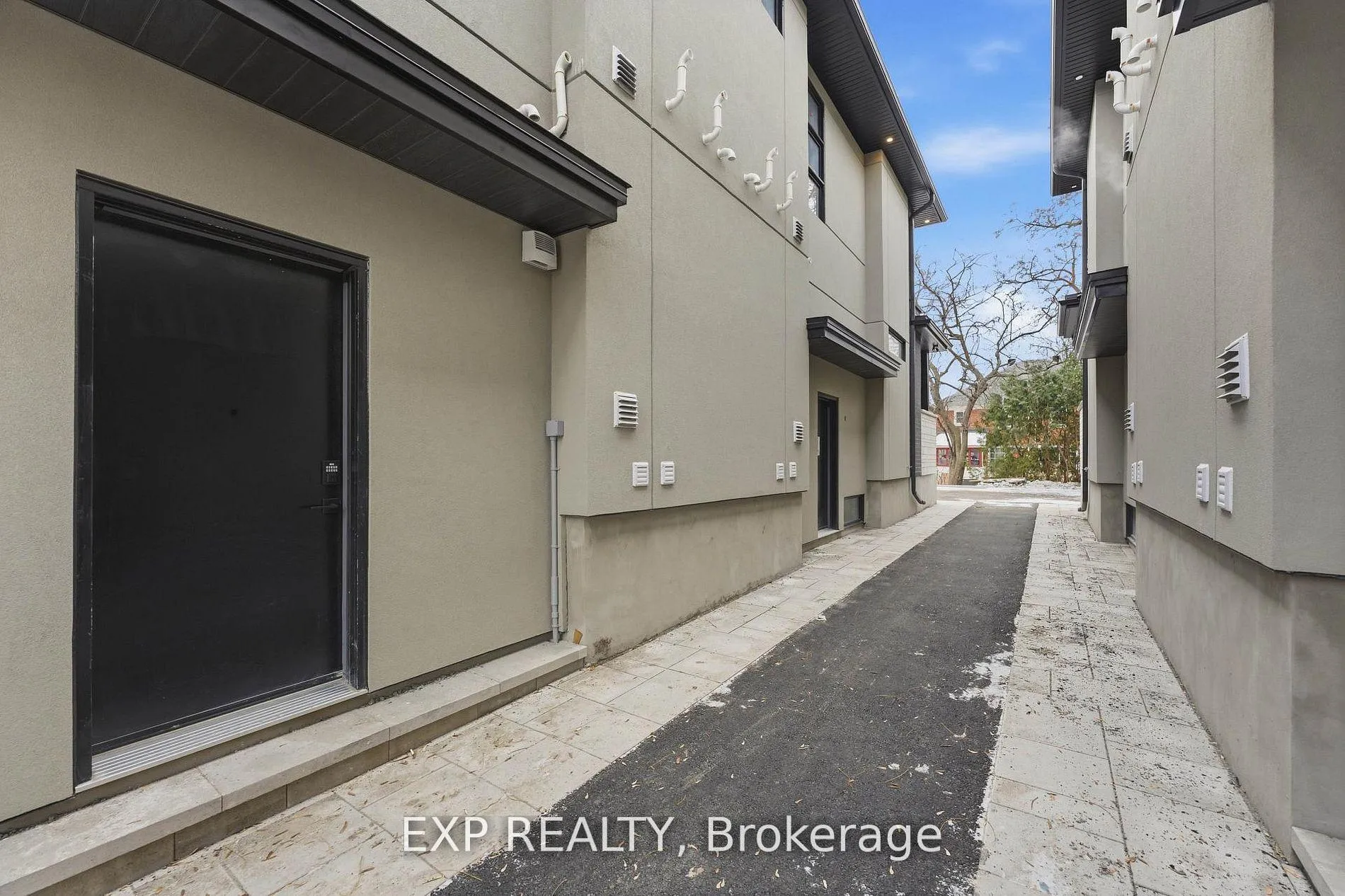 Photo 13 of Unit A2, 512 Roosevelt Avenue, Ottawa, McKellar/Highland — HOMEH