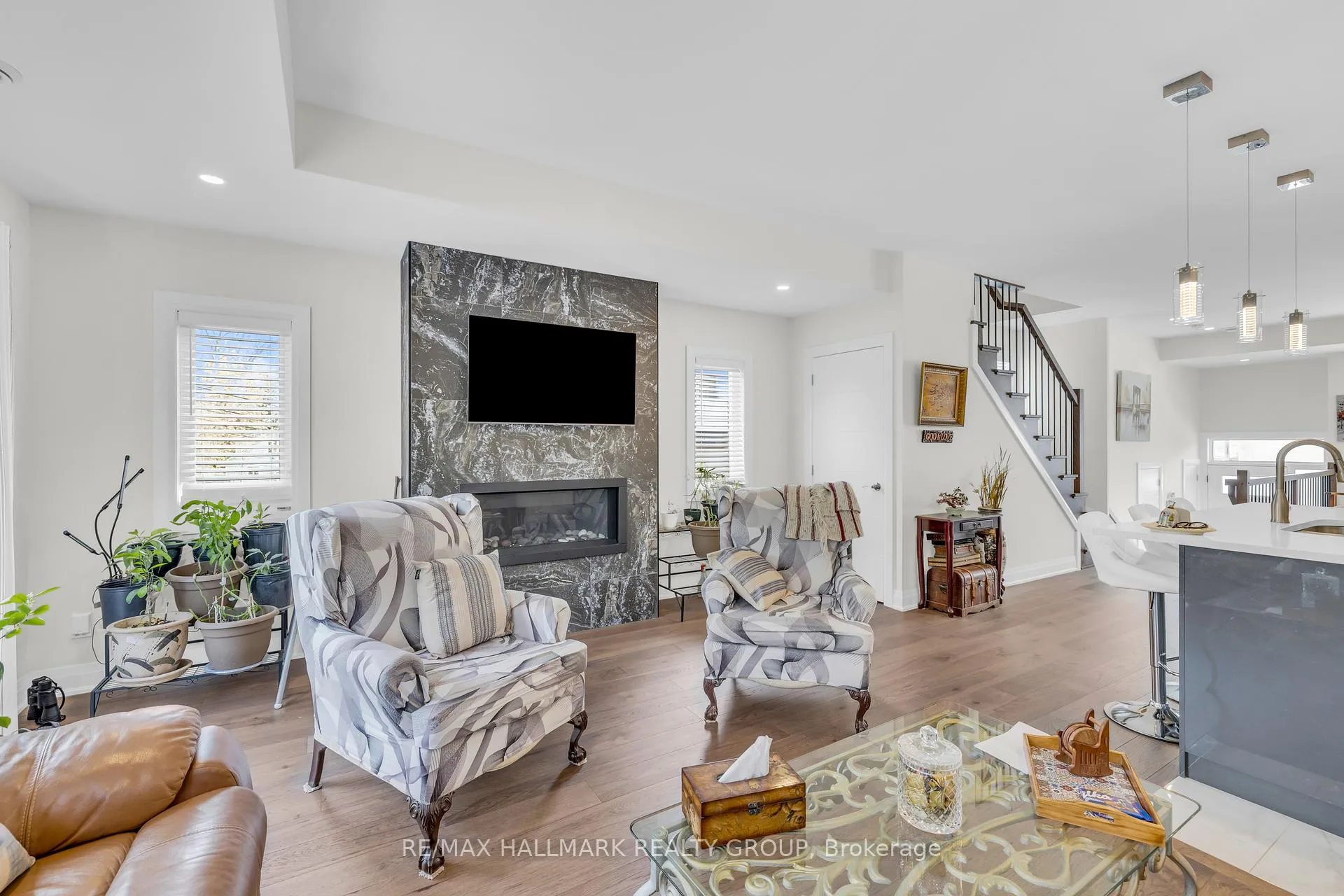 Photo 17 of 165 Longpre Street, Ottawa, Vanier — HOMEH
