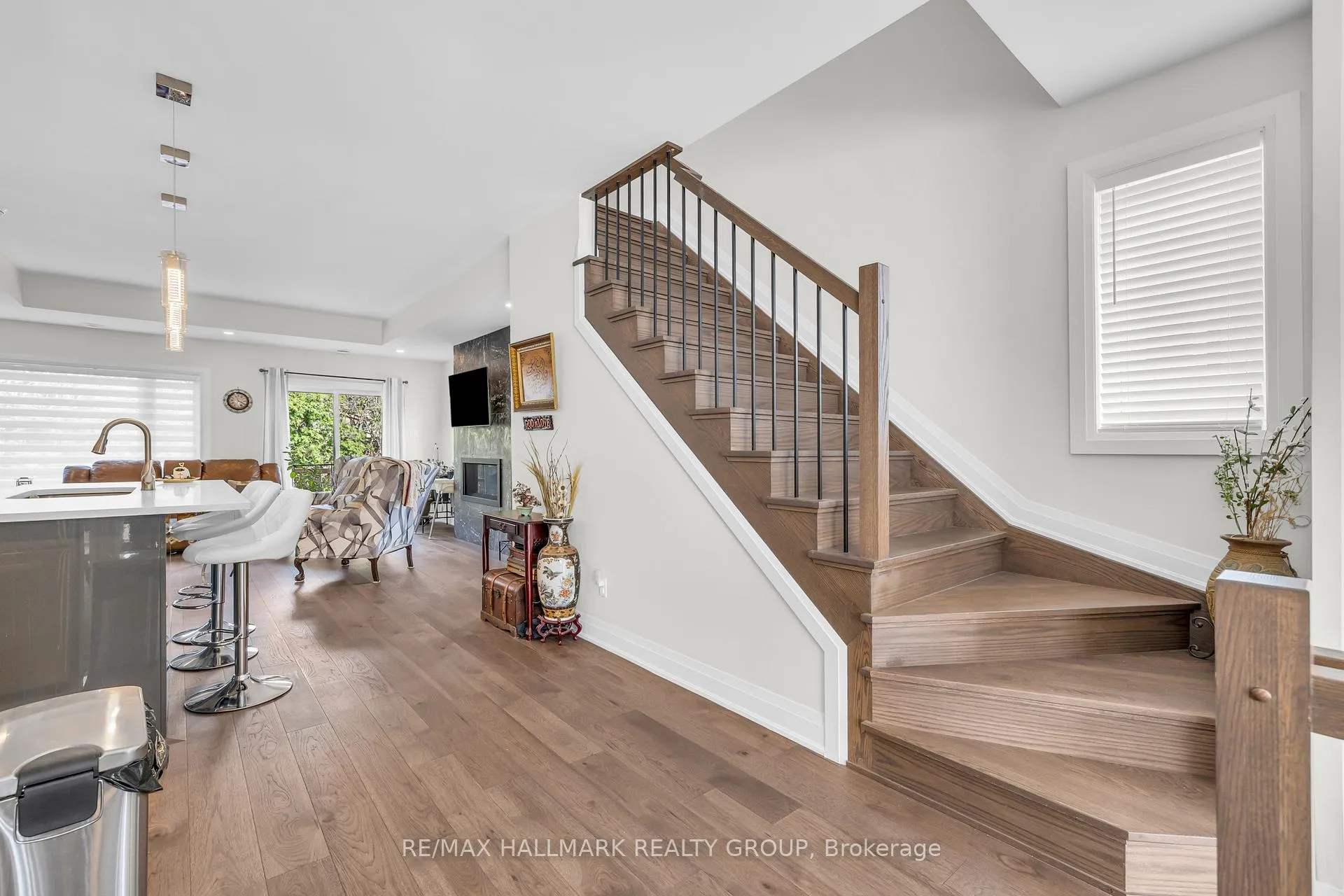 Photo 24 of 165 Longpre Street, Ottawa, Vanier — HOMEH
