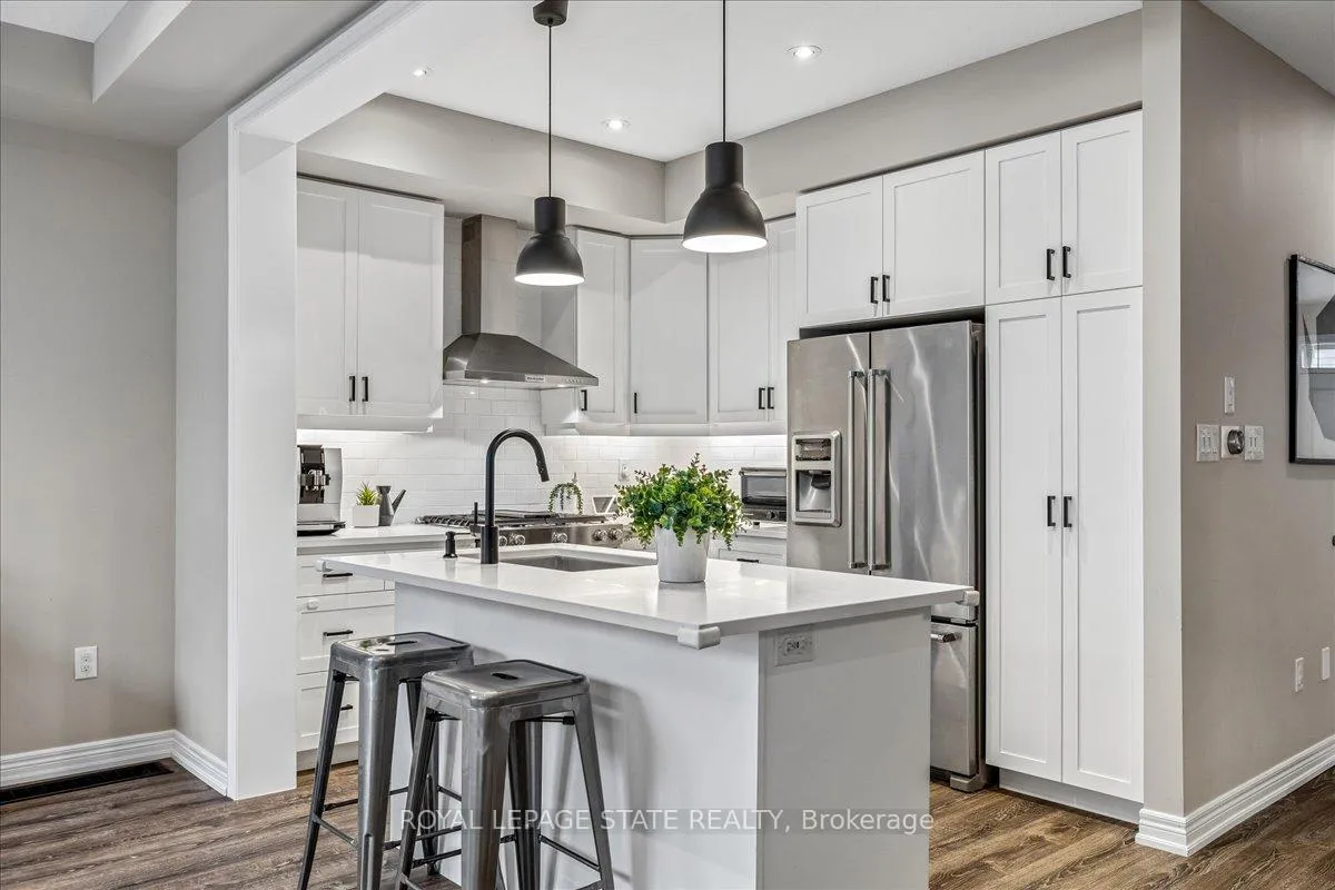 Photo 4 of 59 Waterview Lane, Grimsby, Grimsby Beach — HOMEH