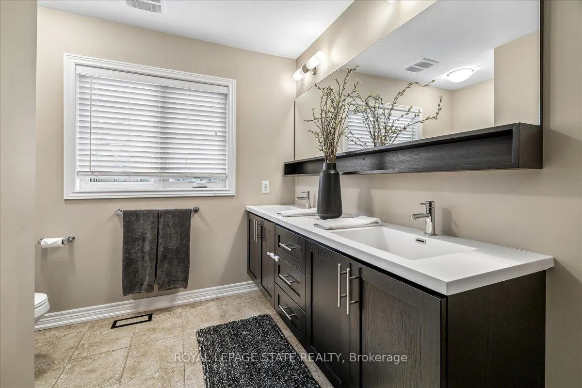 Photo 6 of 59 Waterview Lane, Grimsby, Grimsby Beach — HOMEH