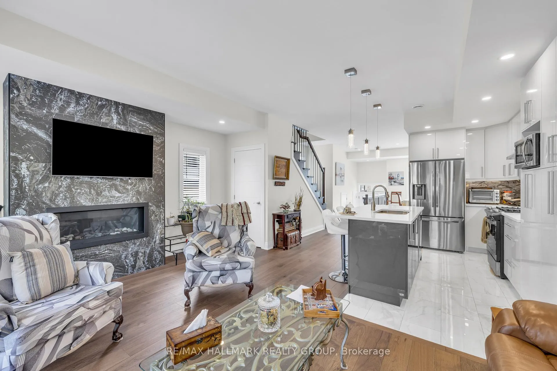Photo 18 of 163 Longpre Street, Ottawa, Vanier — HOMEH
