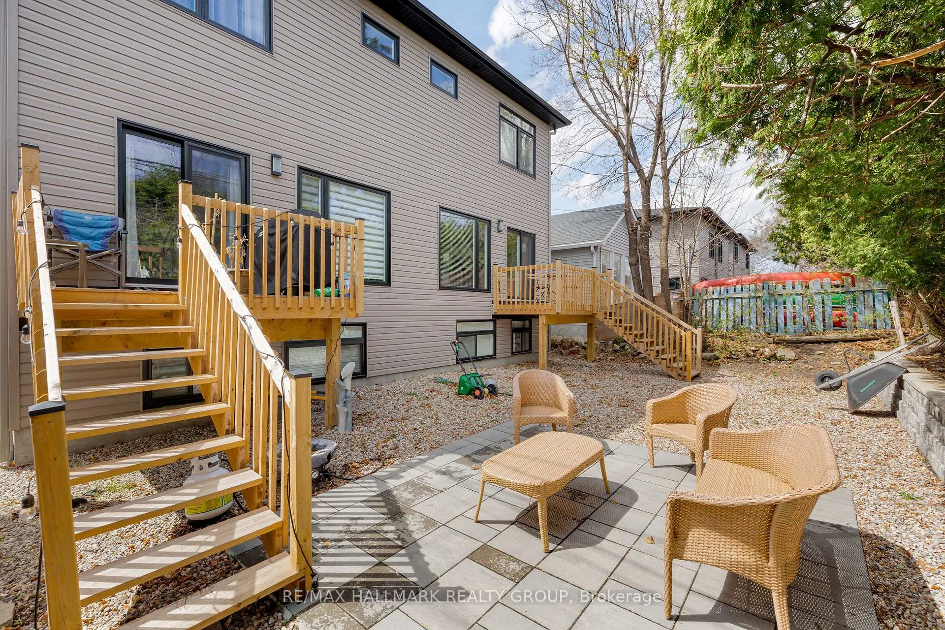 Photo 41 of 163 Longpre Street, Ottawa, Vanier — HOMEH