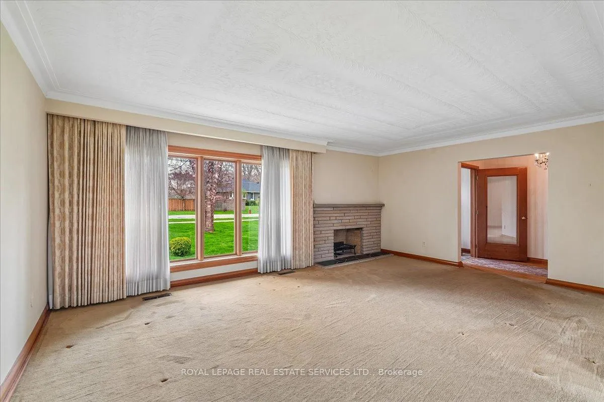 Photo 6 of 151 Wedgewood Drive, Oakville, Morrison — HOMEH