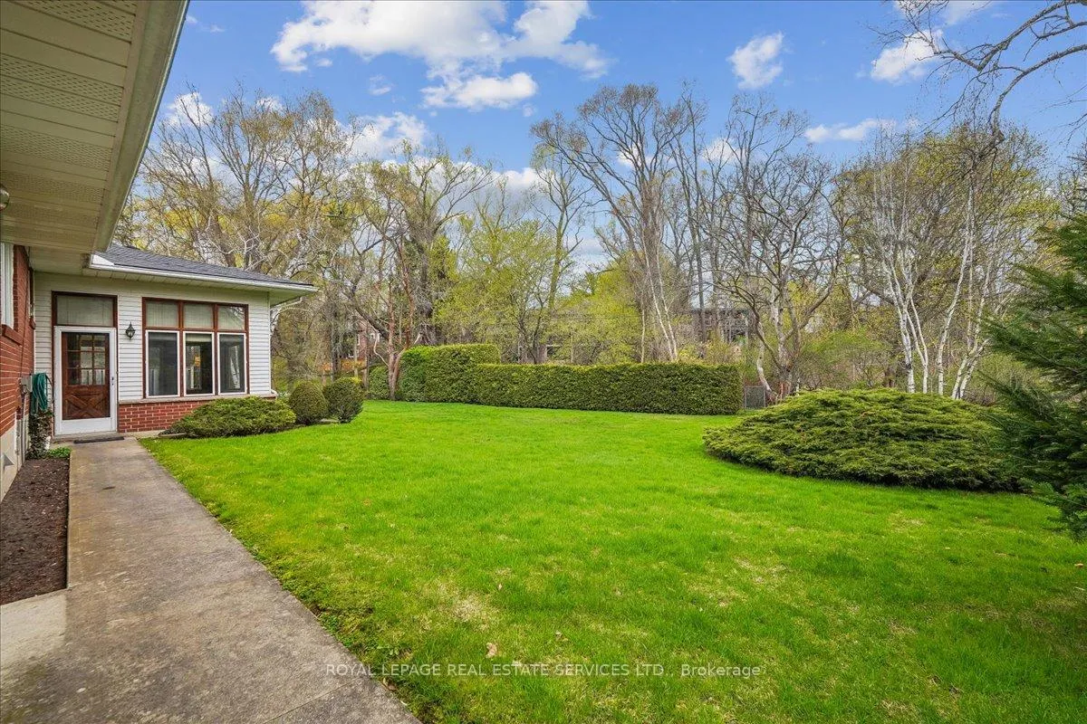 Photo 18 of 151 Wedgewood Drive, Oakville, Morrison — HOMEH