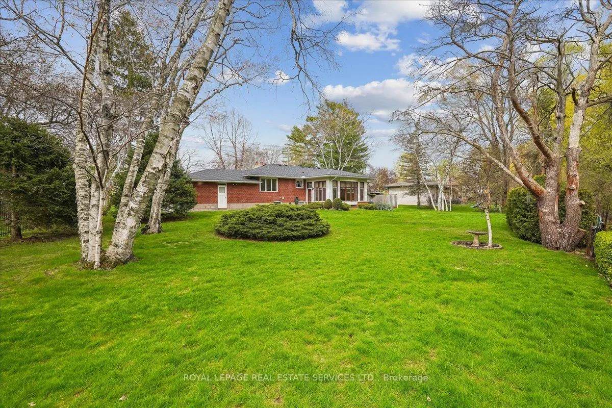 Photo 24 of 151 Wedgewood Drive, Oakville, Morrison — HOMEH