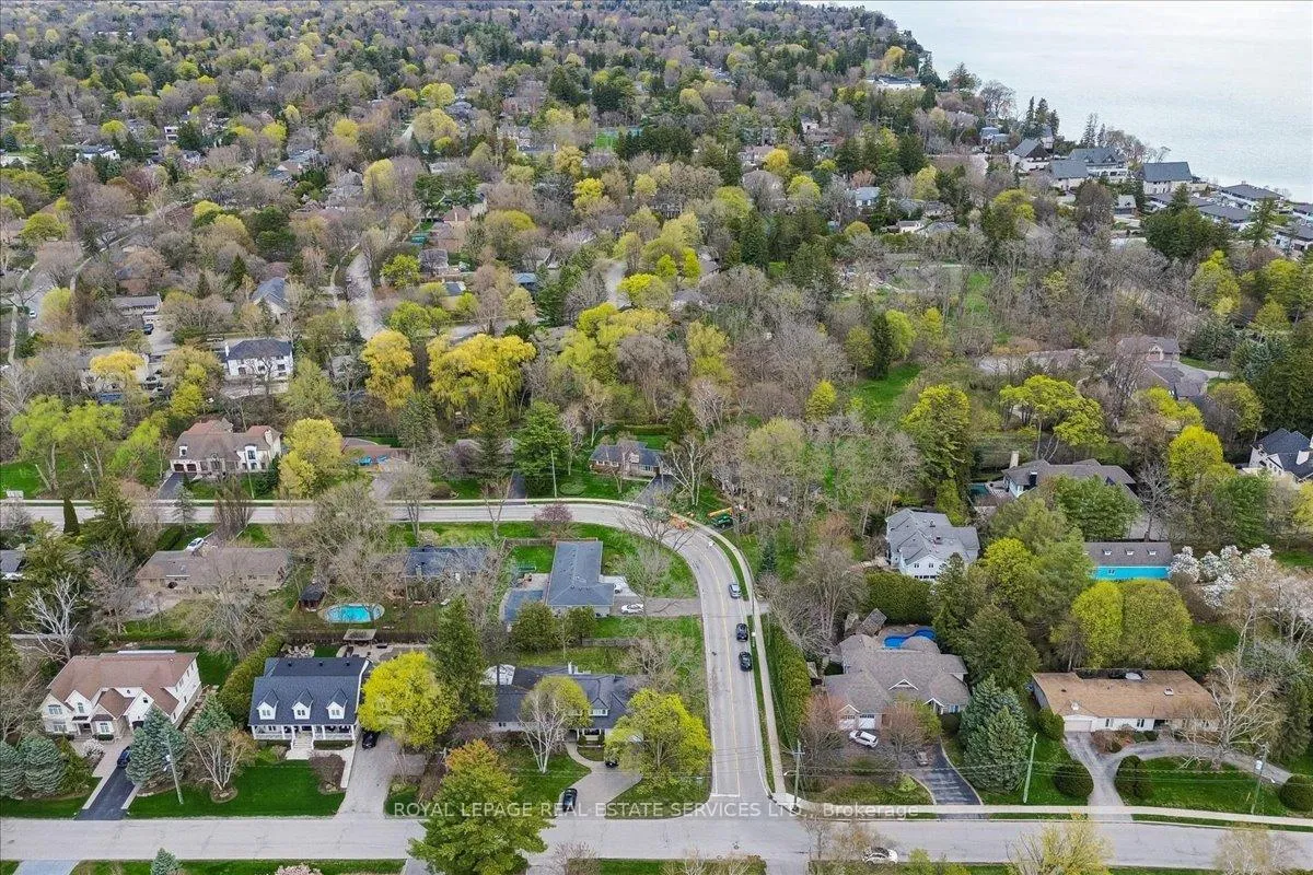 Photo 32 of 151 Wedgewood Drive, Oakville, Morrison — HOMEH