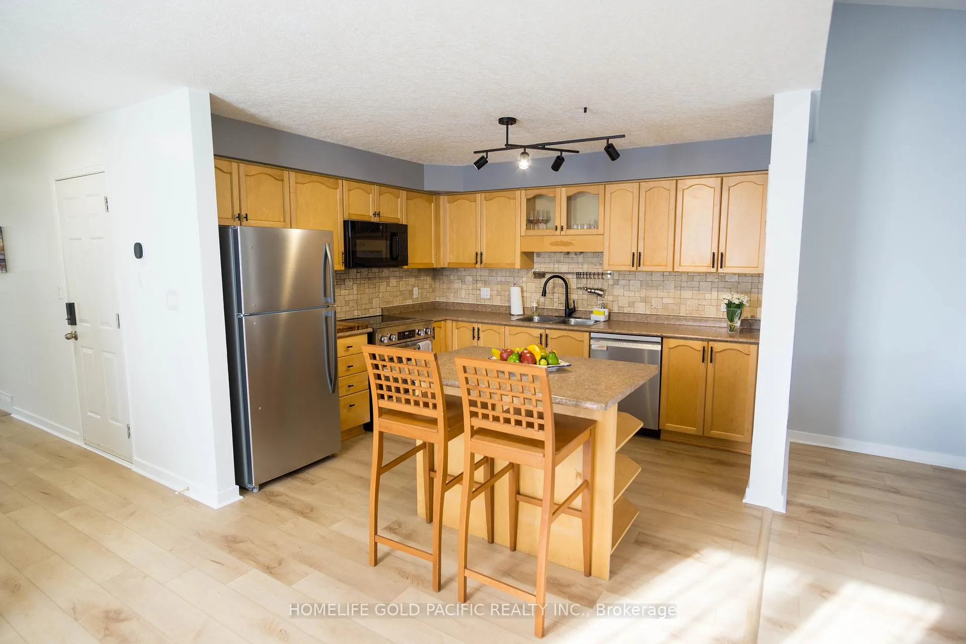 Photo 6 of 655 Inglis Falls Place, Waterloo — HOMEH
