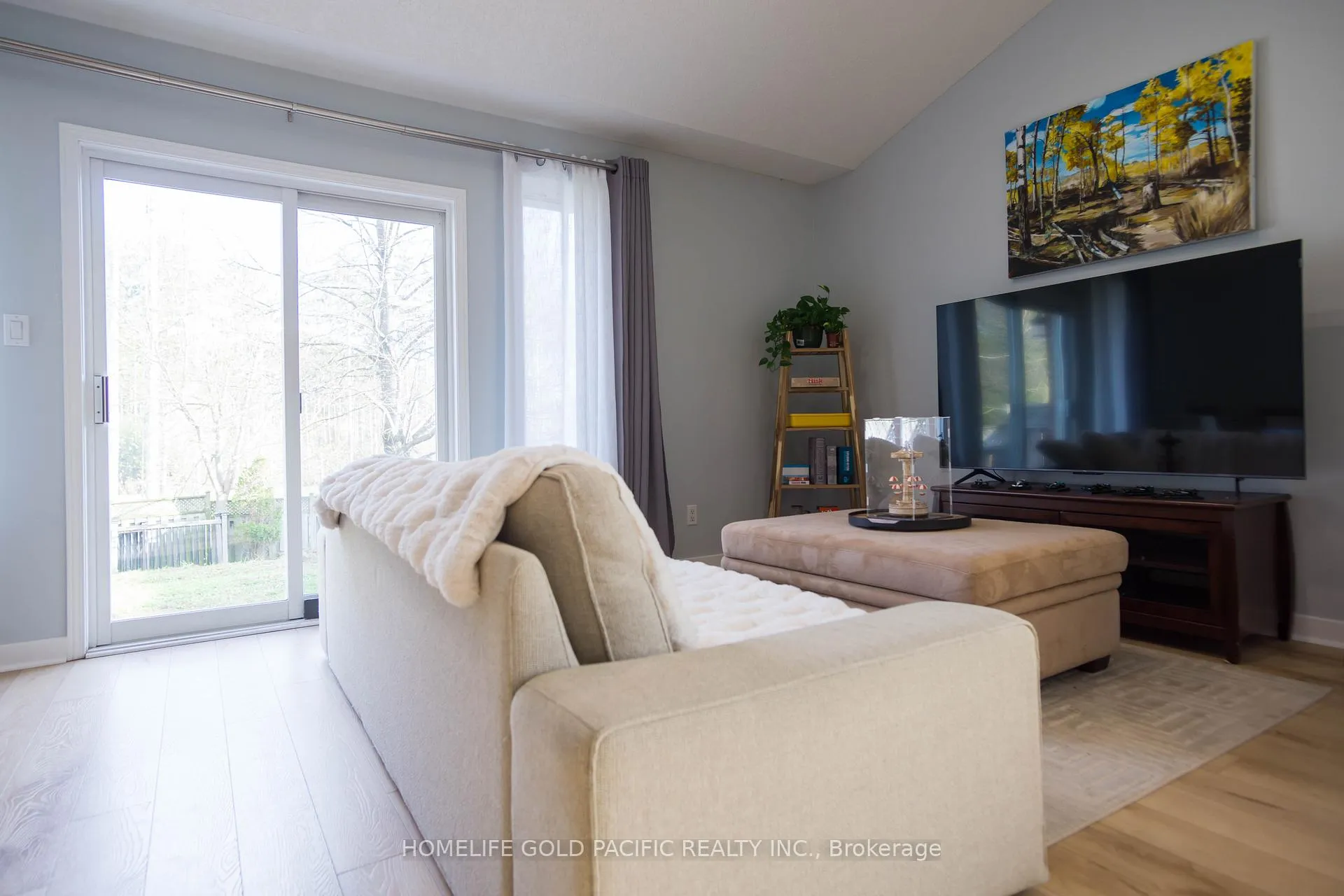 Photo 11 of 655 Inglis Falls Place, Waterloo — HOMEH