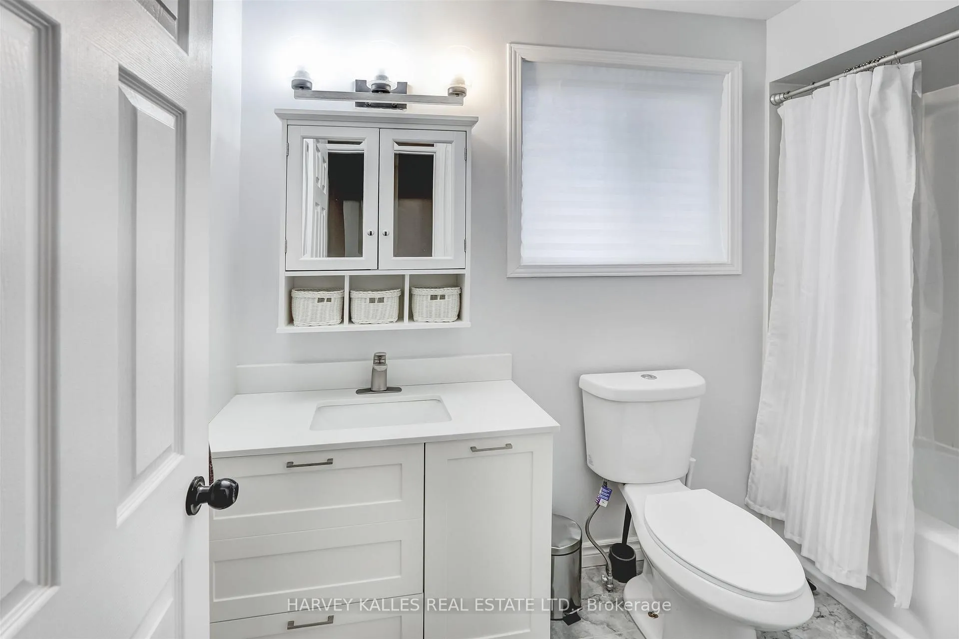 Photo 30 of 112 Wexford Avenue N, Hamilton, Crown Point — HOMEH