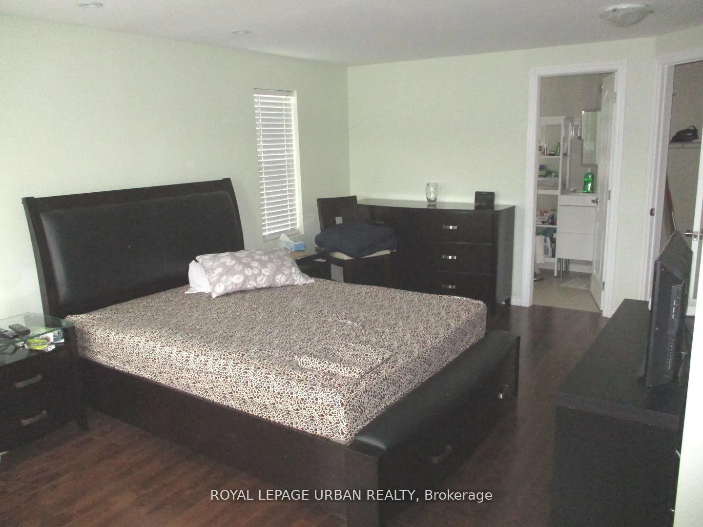 Photo 7 of Unit B, 89 Squires Avenue, Toronto, O'Connor-Parkview — HOMEH