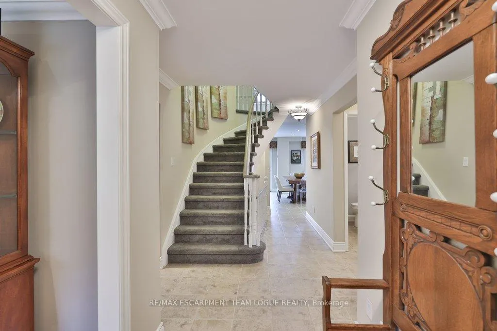 Photo 2 of 2041 Summer Wind Drive, Burlington, Headon — HOMEH