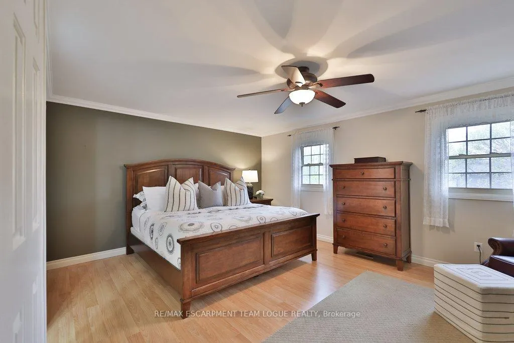 Photo 19 of 2041 Summer Wind Drive, Burlington, Headon — HOMEH