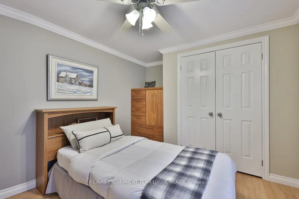 Photo 24 of 2041 Summer Wind Drive, Burlington, Headon — HOMEH