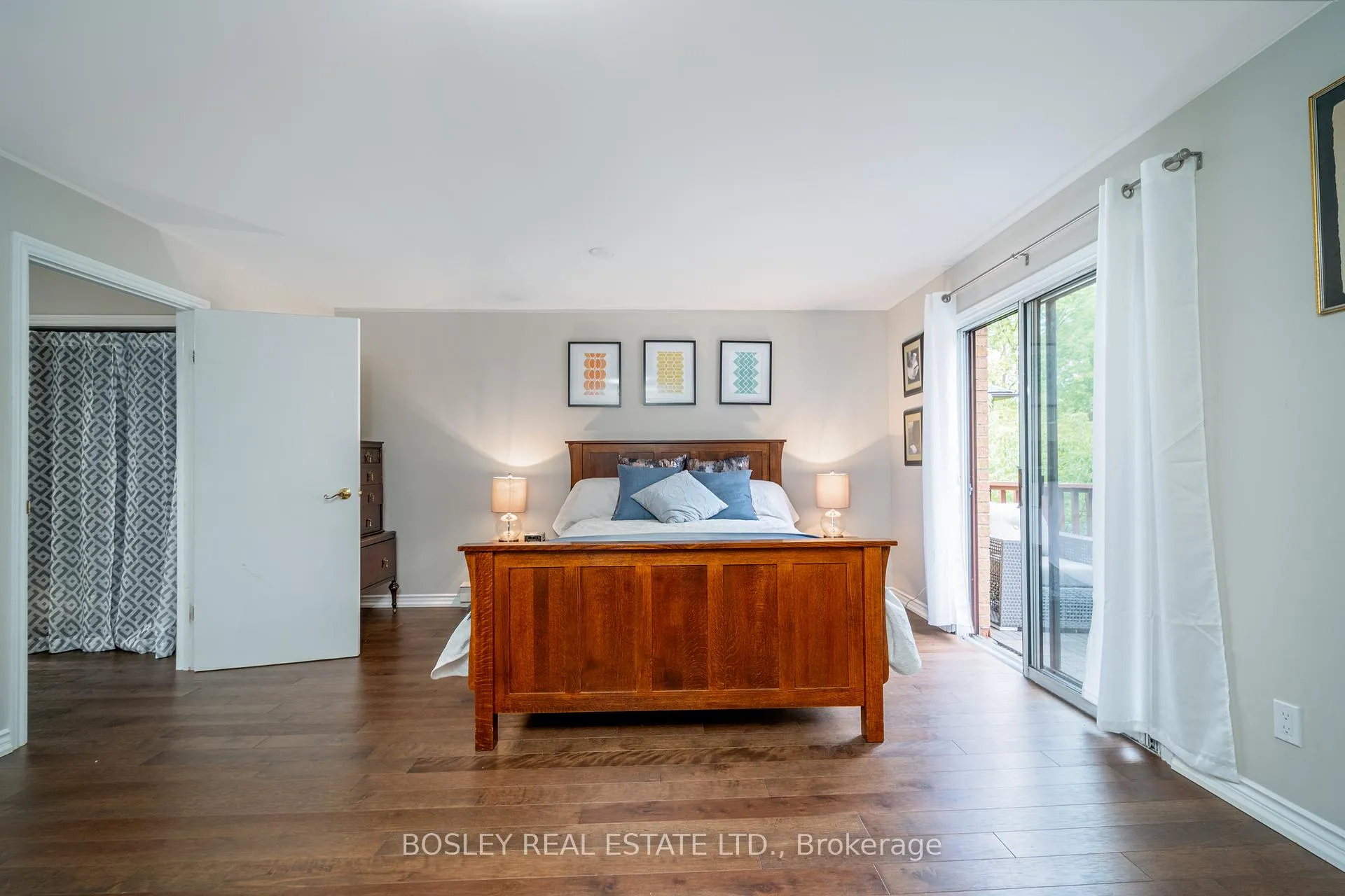 Photo 9 of 386 Lumsden Avenue, Toronto, Woodbine-Lumsden — HOMEH