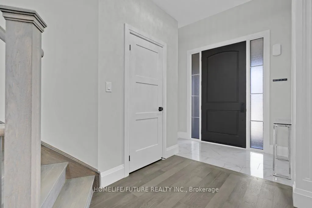 Photo 5 of 27 Higham Place, Clarington, Bowmanville — HOMEH