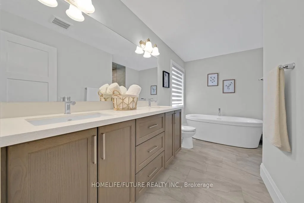 Photo 24 of 27 Higham Place, Clarington, Bowmanville — HOMEH