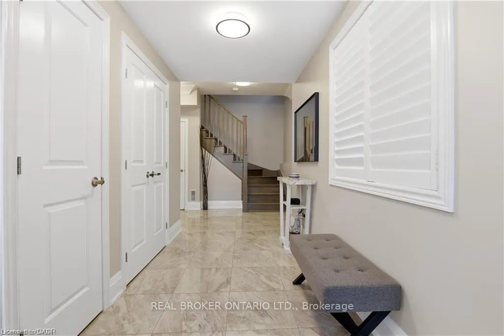 Photo 1 of 312 Humphrey Street, Hamilton, Waterdown — HOMEH
