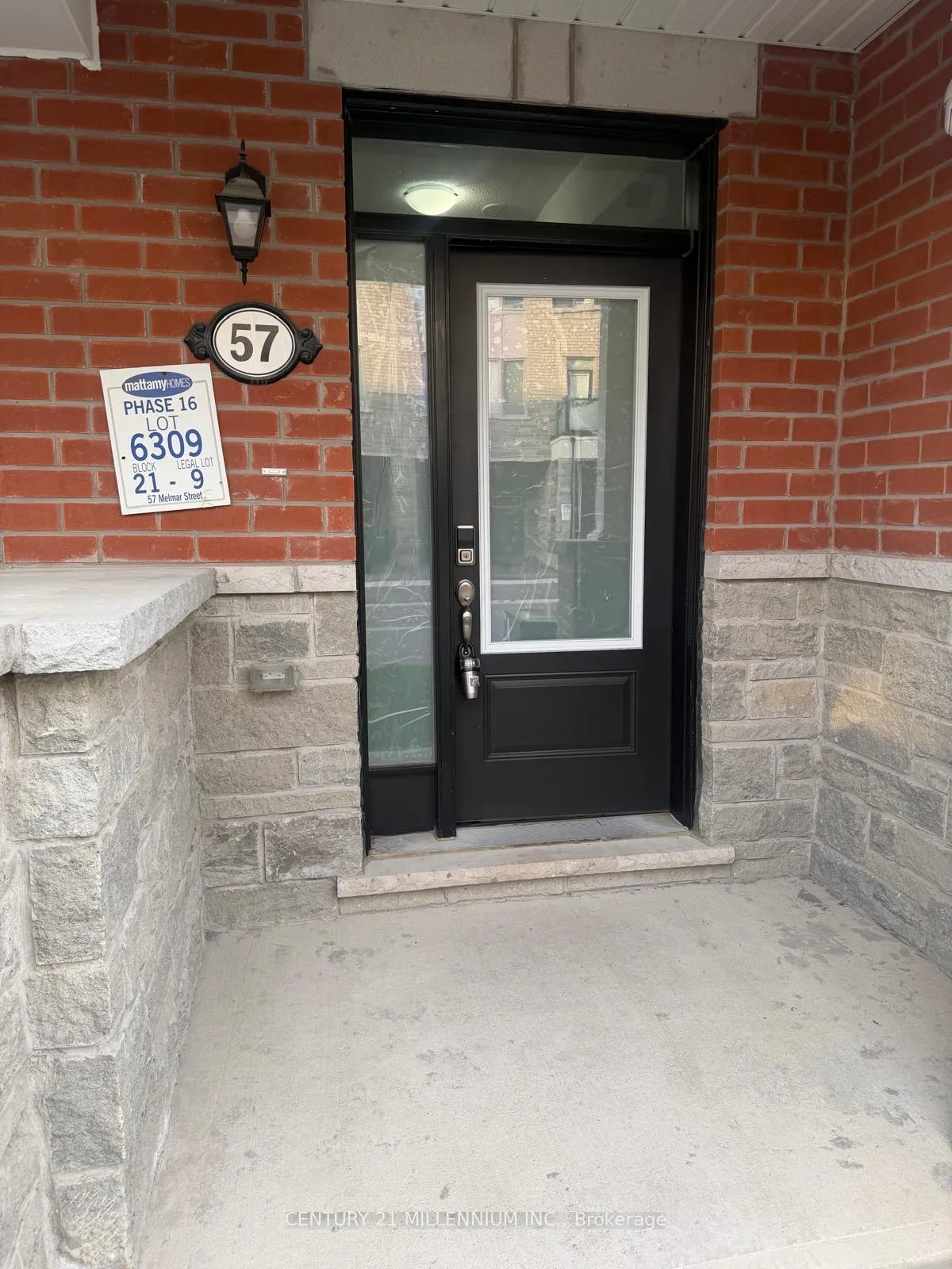 Photo 2 of 57 Melmar Street, Brampton, Northwest Brampton — HOMEH