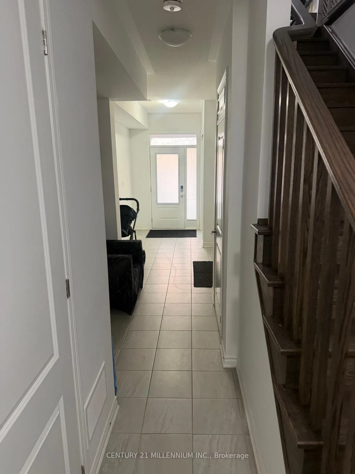 Photo 4 of 57 Melmar Street, Brampton, Northwest Brampton — HOMEH