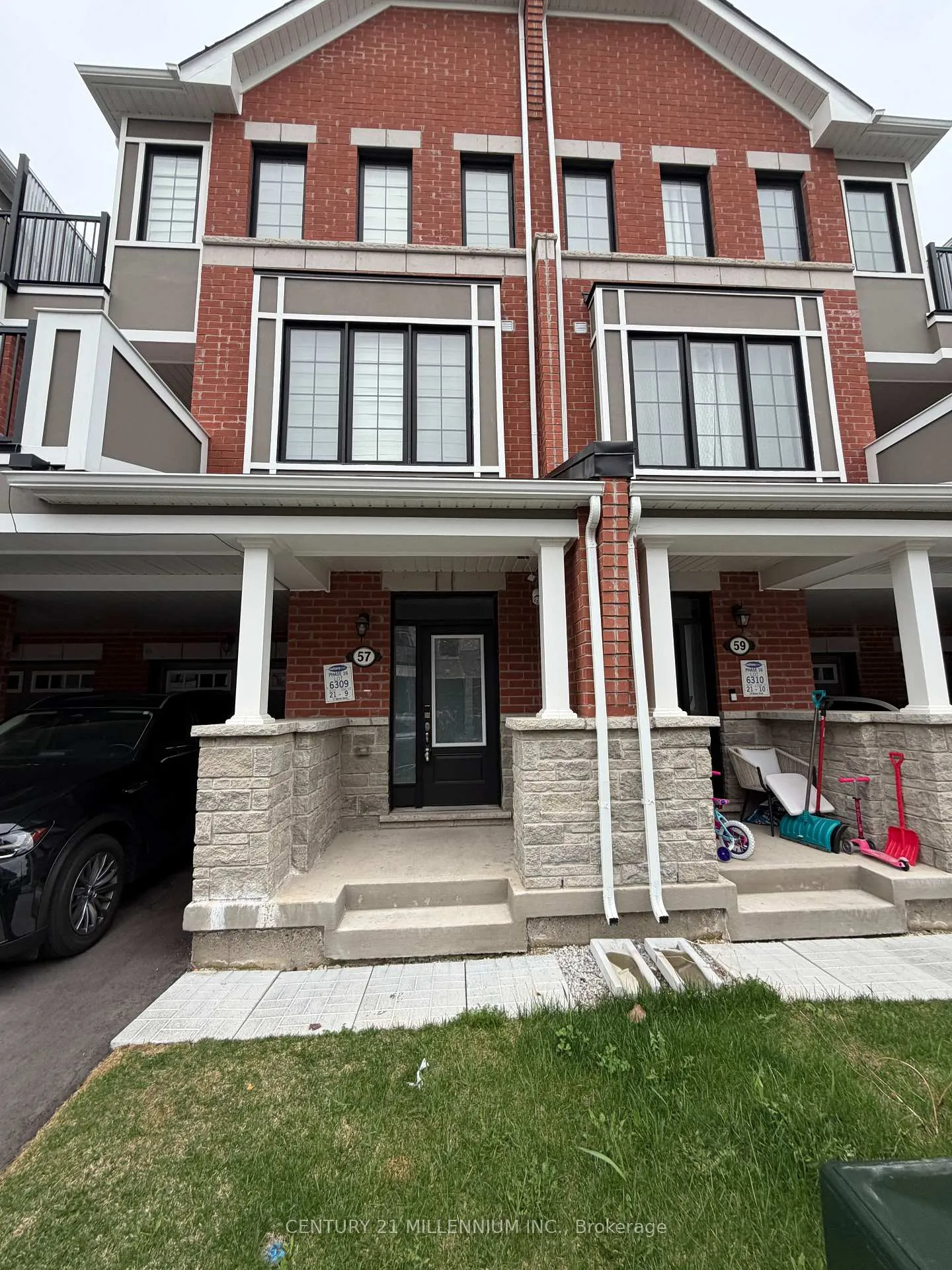 Photo 14 of 57 Melmar Street, Brampton, Northwest Brampton — HOMEH