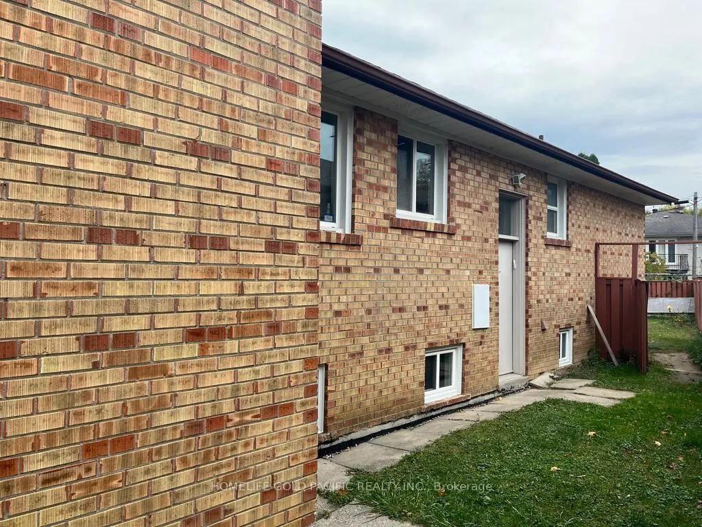 Photo of 244 Maxwell (Basement) Street