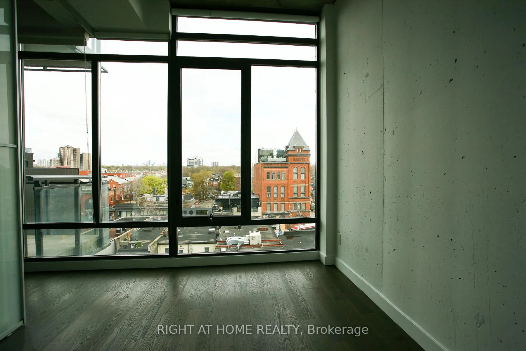 Photo 8 of Unit 633, 90 Broadview Avenue, Toronto, South Riverdale — HOMEH