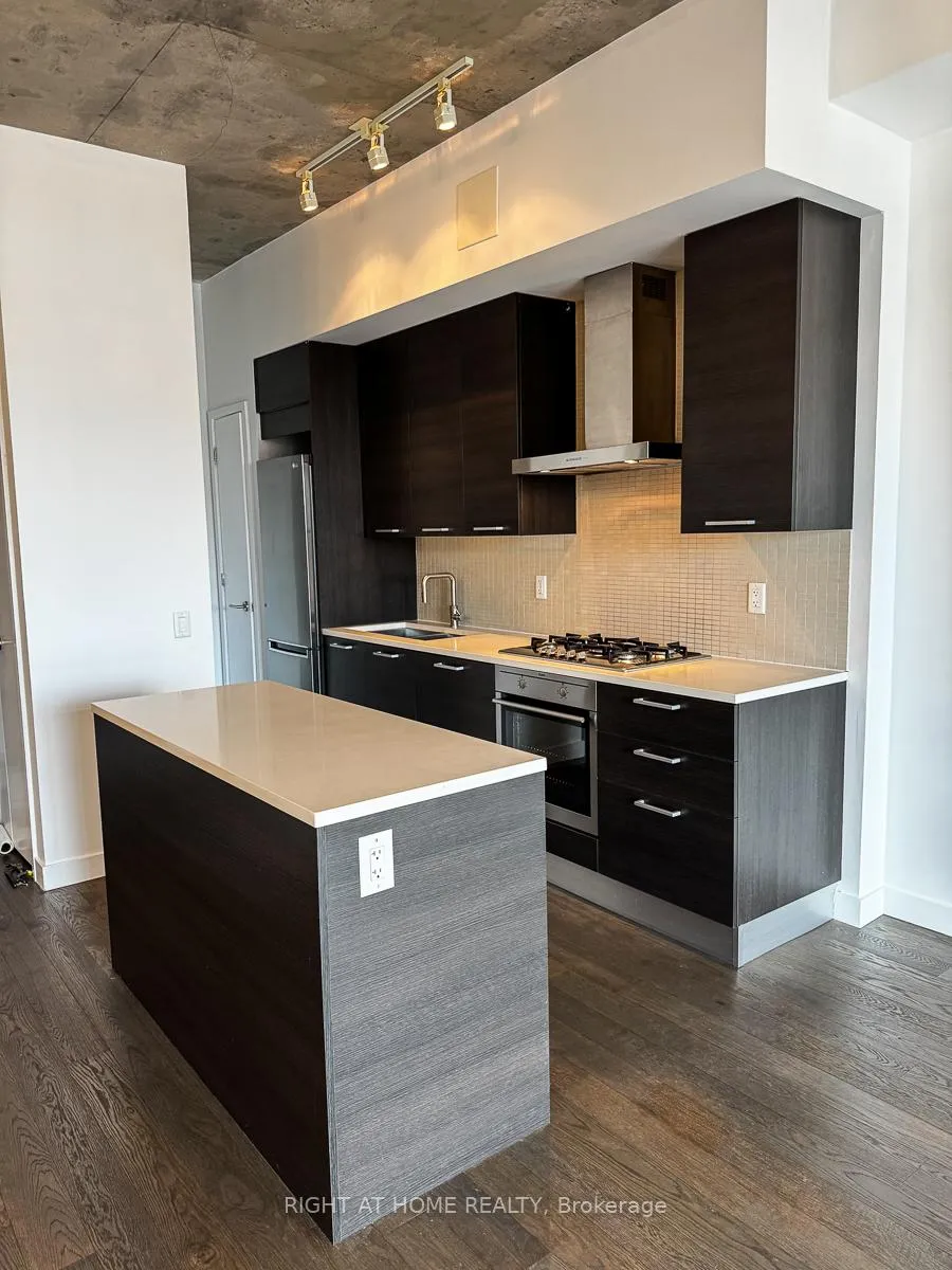 Photo 11 of Unit 633, 90 Broadview Avenue, Toronto, South Riverdale — HOMEH