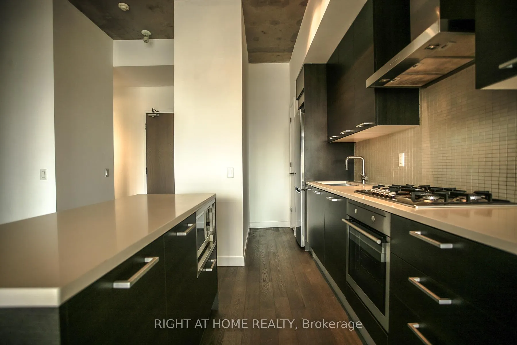 Photo 12 of Unit 633, 90 Broadview Avenue, Toronto, South Riverdale — HOMEH