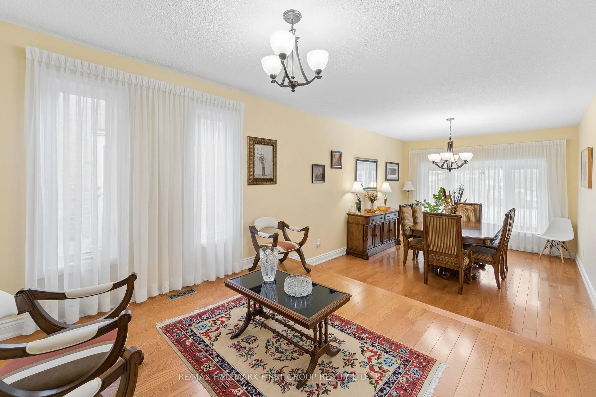 Photo 16 of 1592 Heathside Crescent, Pickering, Liverpool — HOMEH