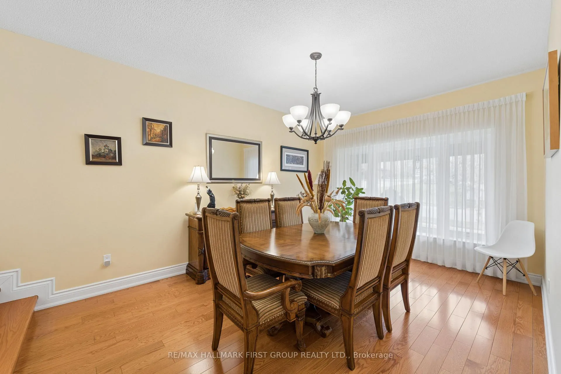 Photo 18 of 1592 Heathside Crescent, Pickering, Liverpool — HOMEH