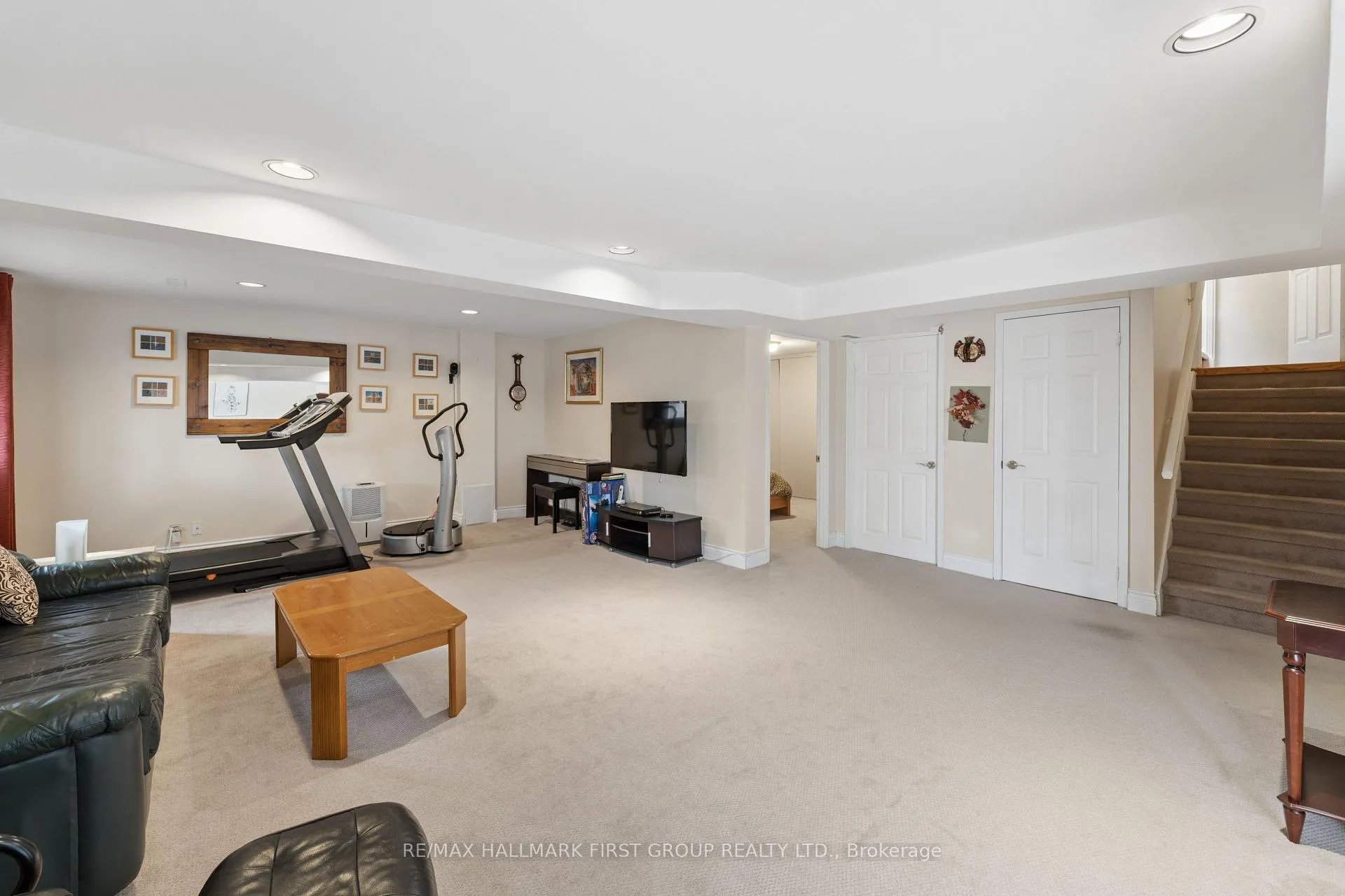 Photo 37 of 1592 Heathside Crescent, Pickering, Liverpool — HOMEH