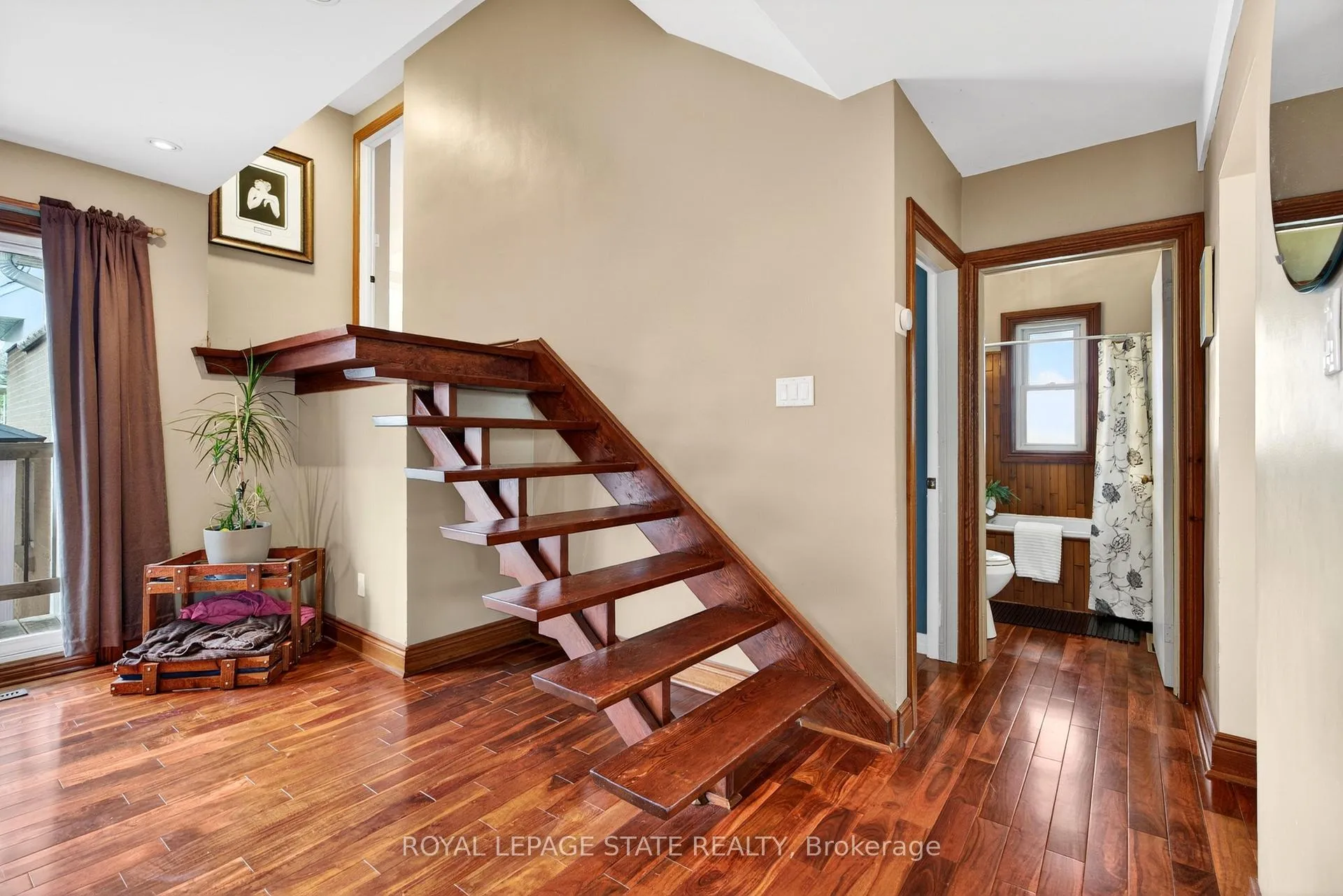 Photo 27 of 380 East 37th Street, Hamilton, Macassa — HOMEH