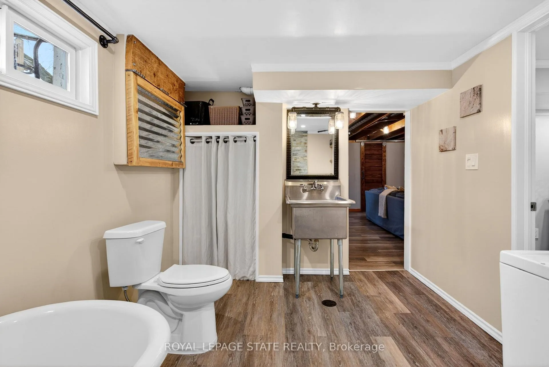Photo 43 of 380 East 37th Street, Hamilton, Macassa — HOMEH