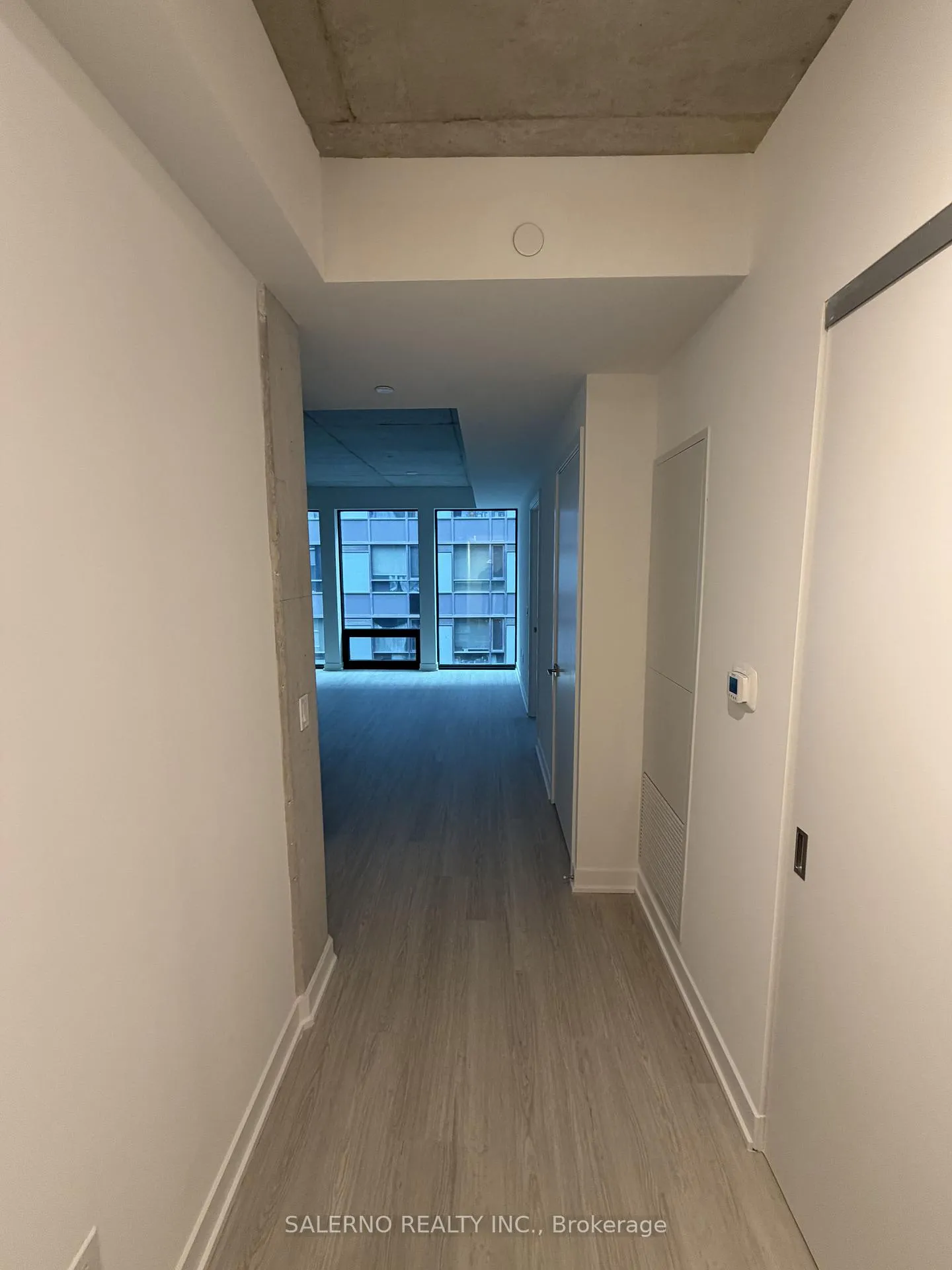 Photo 3 of Unit 607, 284 King Street E, Toronto, Moss Park — HOMEH