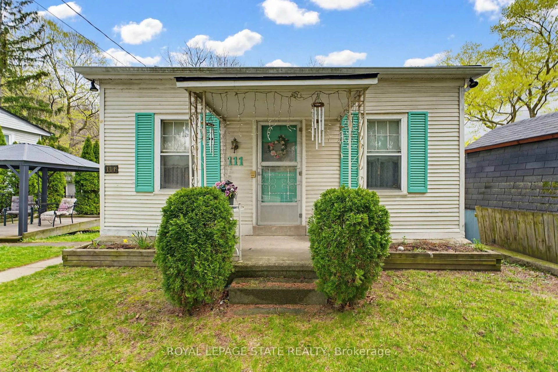 Photo 4 of 111 Sydenham Street, Hamilton, Dundas — HOMEH