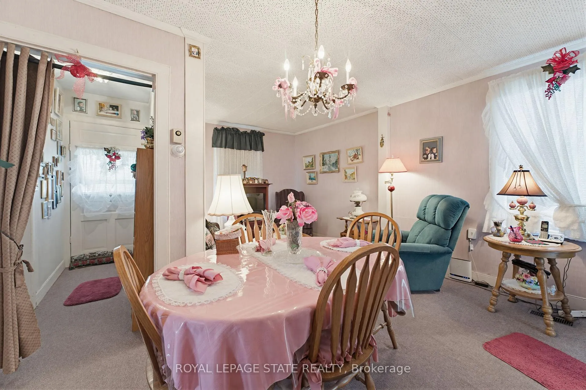 Photo 8 of 111 Sydenham Street, Hamilton, Dundas — HOMEH