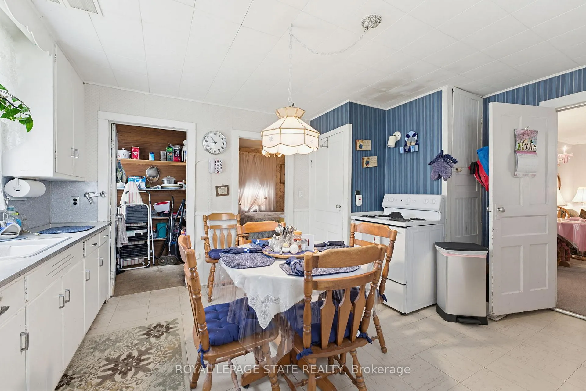 Photo 15 of 111 Sydenham Street, Hamilton, Dundas — HOMEH