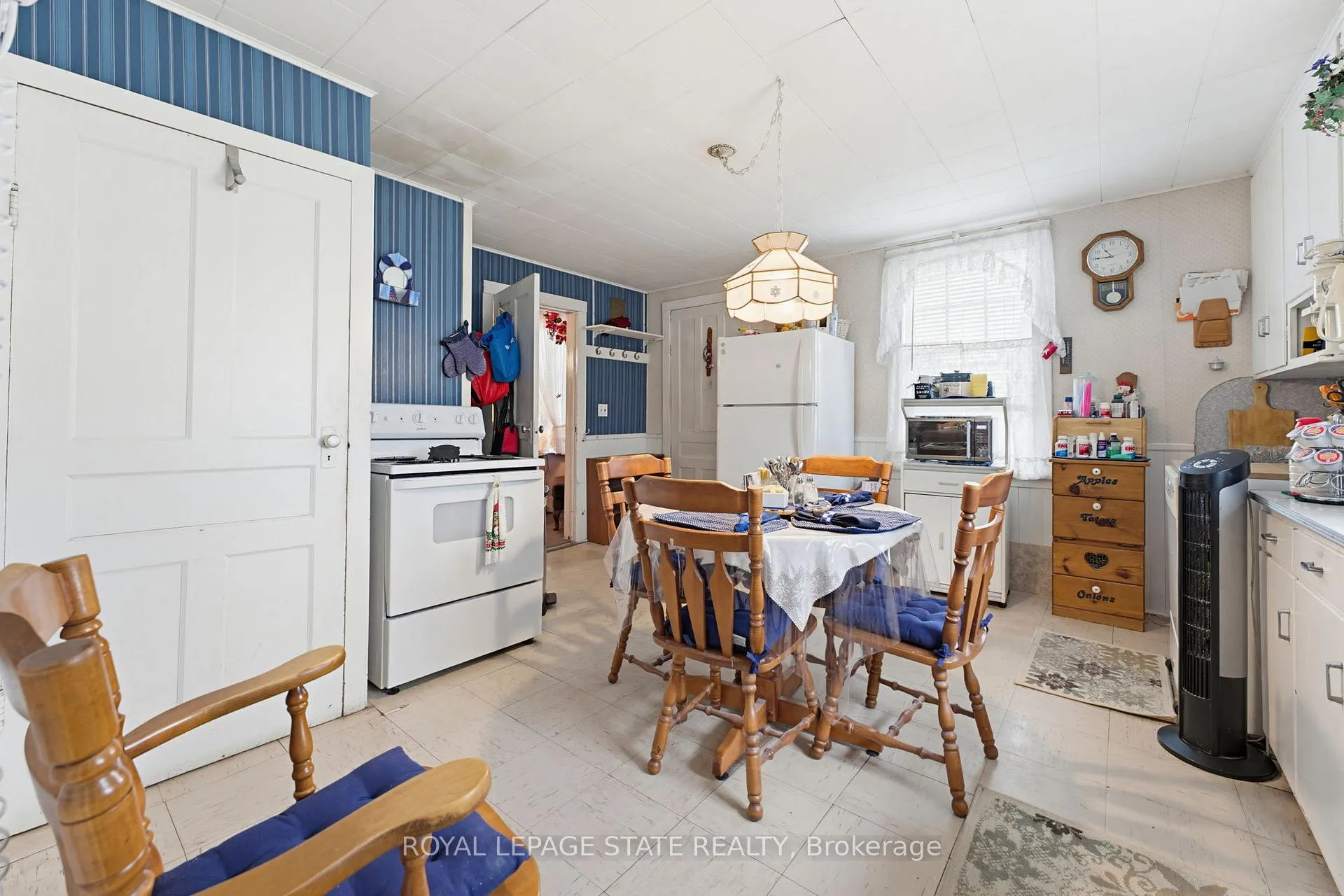 Photo 18 of 111 Sydenham Street, Hamilton, Dundas — HOMEH