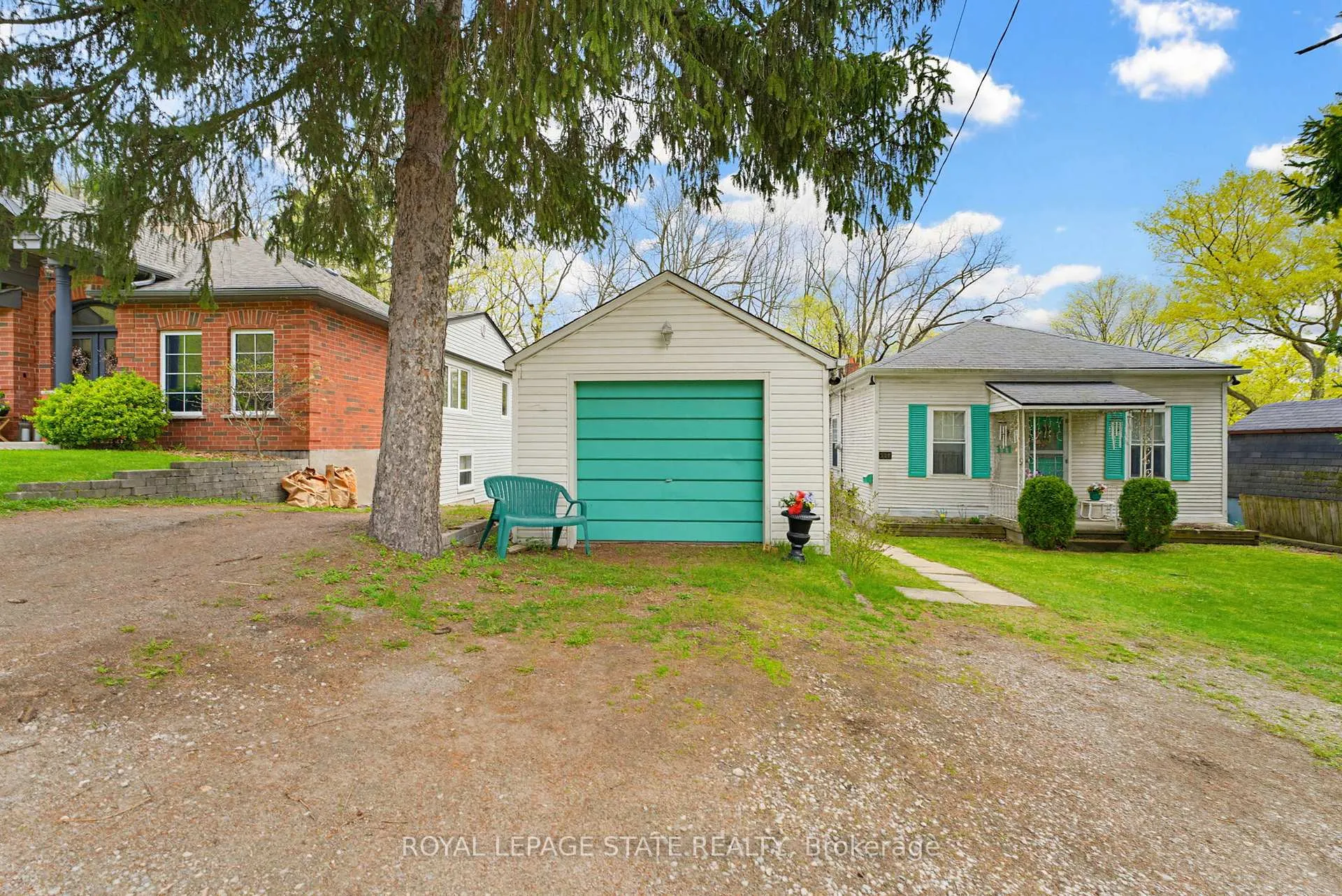 Photo 32 of 111 Sydenham Street, Hamilton, Dundas — HOMEH